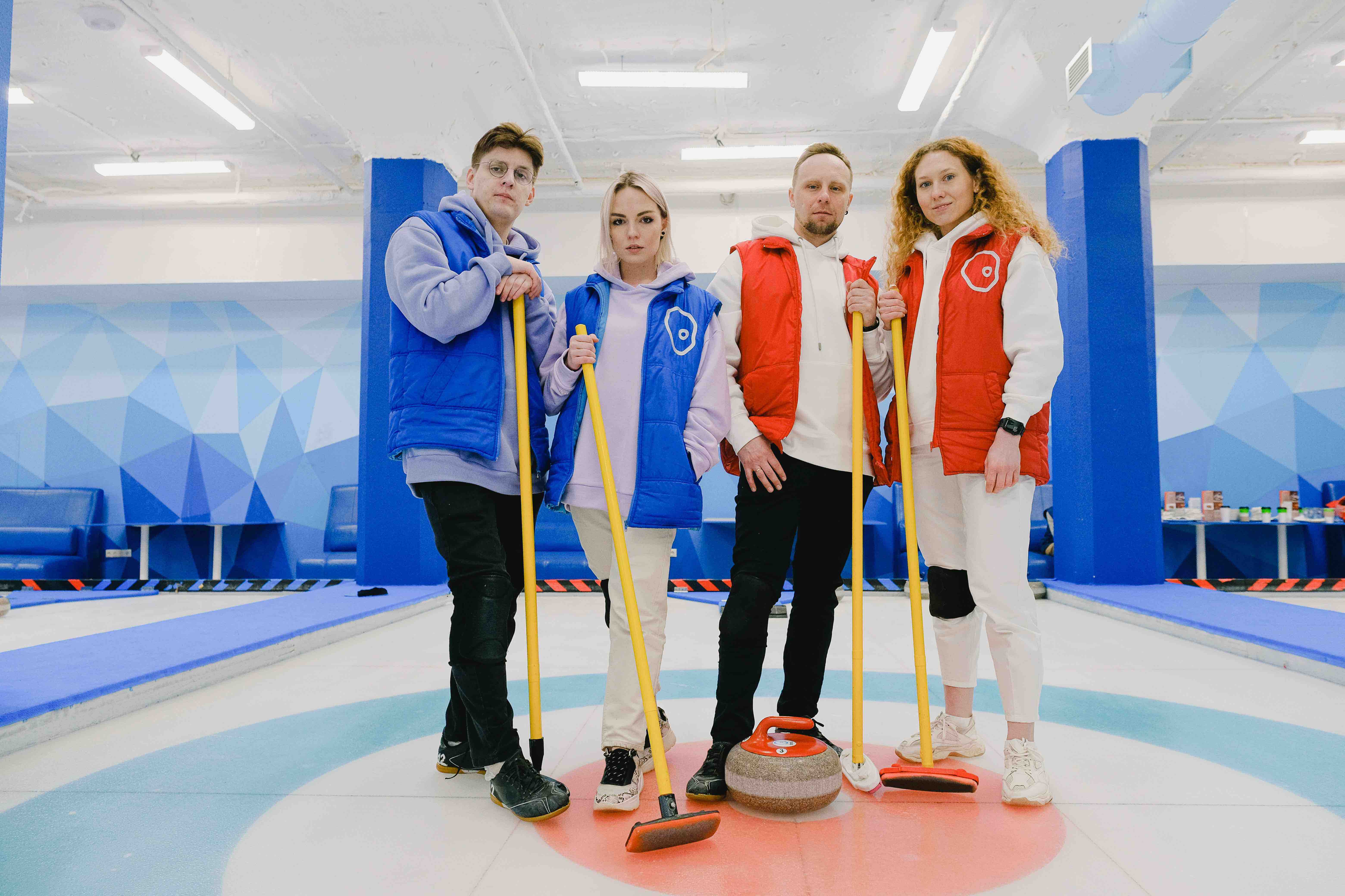 Grid Image 1 - Curling Teams